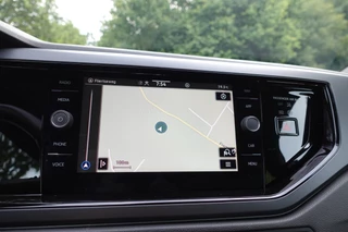Volkswagen Polo 1.0 TSI R-Line Business  | I.Q. Light | Camera | PDC | CarPlay | / 34