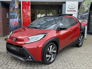 Toyota Aygo X 1.0 VVT-i MT Envy CABRIO KEYLESS PARK-SENSOREN STOELVERWARMING APPLE/ANDROID LM-VELGEN 18"