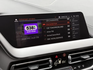 BMW 1 Series 116i Business Edition Zwarte grill | Apple Carplay | DAB+ | PDC V+A / 25