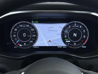 Jaguar F-PACE 2.0 P400e PHEV HSE VAN: 40.900,- VOOR: 38.877,- UW VOORDEEL: 2.023,- RIJKLAARPRIJS INCL 12 MND BOVAG GARANTIE| PANORAMA DAK | EL.STOELEN MET GEHEUGEN | HEAD UP | STOEL + STUUR VERWARMING | LEDER| 360 CAMERA / 37