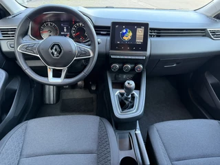 Renault Clio 1.0 TCe / Navigatie / Apple CarPlay - Android / 1e Eigenaar / ALL-Season banden / Cruise Control / PDC met optische w / 11