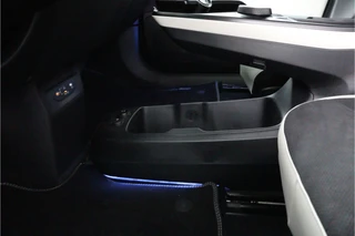 Kia EV6 GT-Line Business Edition 84 kWh  LED Matrix - Stoel-/Stuurverwarming - Elektr.bedienbare achterklep - Achteruitrijcamera - Fabrieksgarantie t/m 2033 / 67
