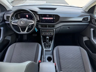 Volkswagen T-Cross 1.0 TSI Style * Virtual Cockpit * Stoelverwarming * Carplay / 4
