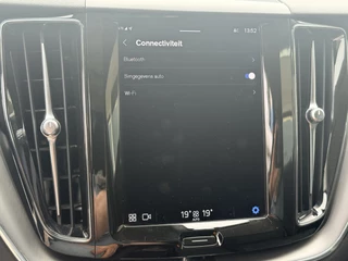 Volvo XC60 2.0 B4 Momentum Business  | Keyless | LED | Apple/Android | PDC v+a incl. Camera | Google | Elekt. Klep / 52