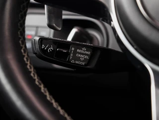 Porsche Cayenne Coupé 3.0 E-Hybrid Pano Achterasbesturing Krijtgrijs Luchtvering Softclose Stoelkoeling SOH 88,7% / 15
