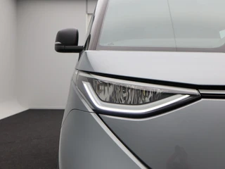 Volkswagen ID. Buzz Pro 86 kWh 286 Pk LWB 7 Persoons | Cruise Control | CarPlay | Climatronic | Navigatie | 19 Inch | 18.855 Km !! / 11