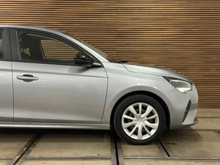 Opel Corsa 1.2 Edition Automaat | Navigatie | Park Pilot | Carplay | ALC | Stoelverwarming / 7