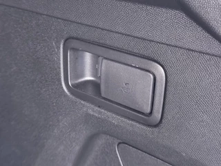 Peugeot 3008 GT SOH: 99% | PHEV | APPLE CARPLAY | ELEKTRISCHE ACHTERKLEP | CAMERA VOOR + ACHTER | ADAPTIVE CRUISE CONTROL | FOCAL AUDIO | DODEHOEK DETECTIE| RIJKLAARPRIJS INCL. 12 MND BOVAG GARANTIE / 16