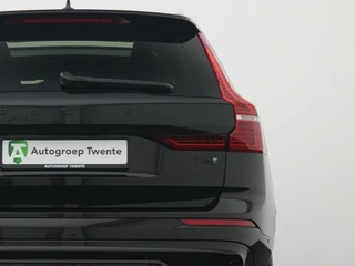 Volvo XC60 2.0 T6 AWD + Black Edition 350PK Pano | Trekhaak / 60