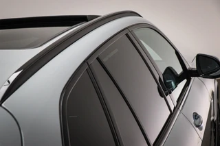 BMW X5 xDrive50e M-Sport | PANORAMADAK | HEAD UP | HOUTAFWERKING | ACHTERBANKVERWARMING | TREKHAAK | 360 CAMERA | 21" / 14