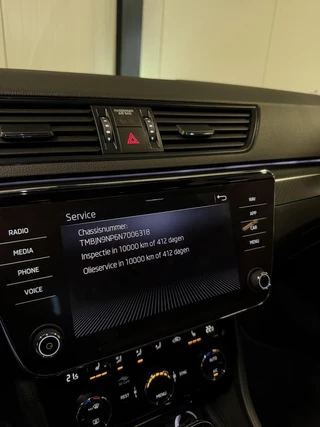 Skoda Superb 1.5 TSI Sportine Pano Virtual Trekhaak Memory / 45