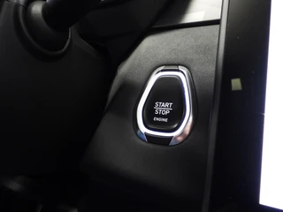 Lynk & Co 01 1.5 PHEV BlackEdition NAVI/360CAM/SCHUIFDAK/LED/20"LMV! / 27
