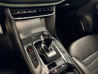 MG EHS 1.5 TGDI Luxury PHEV / automaat / 360camera / Leder/ carplay / Panorama-dak / 16