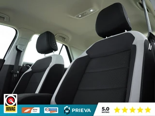 Volkswagen T-Roc 1.5 TSI Sport | Carplay | Virtual | 19 inch | DSG | Trekhaak | Camera / 7