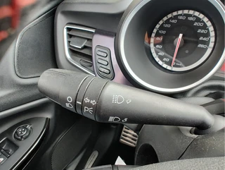 Alfa Romeo Giulietta 1.4 T SPORTIVA AUTOMAAT  Cruise Control | Clima | Parkeersensoren / 24