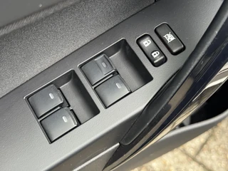 Toyota Auris 1.8 Hybrid Dynamic CLIMA PARK. CAMERA CRUISE LM-VELG / 14