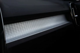 Volvo XC40 T5 Recharge Inscription 262PK Pano l Winterpakket l Camera l Carplay / 21