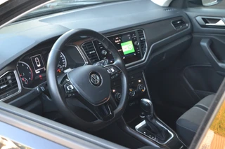 Volkswagen T-Roc 1.5 TSi 150 PK Style * Navigatie * Nette Auto * Automaat * / 13