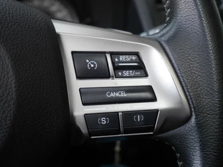 Subaru Forester 2.0 Luxury / 23