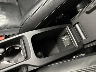 Volvo V40 1.6 T3 Summum  PANO LEER CAMERA NAVIGATIE ECC CRUISE LM. / 47