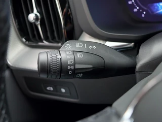 Volvo XC60 2.0 T8 AWD+ Black Edition Pano | Harman/Kardon | 360 camera / 28