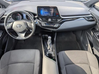 Toyota C-HR 1.8 Hybrid Bi-Tone 100% OH AIRCO NAVIGATIE ADAPTIVE CRUISE CONTROL / 12