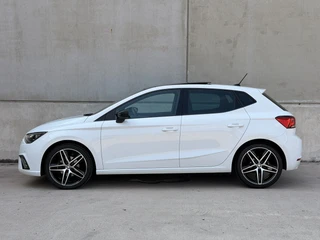 SEAT Ibiza 1.0 TSI FR Business Intense Plus Pano Virtual Camera 18'' 6-bak / 5