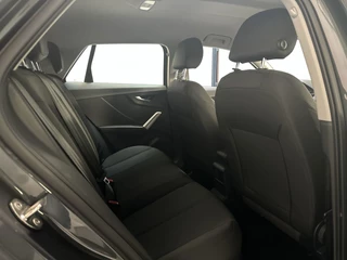 Audi Q2 30 TFSI Pro Line App-Connect DAB+ Climate Control / 17