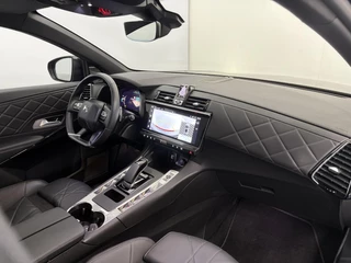 DS DS 7 1.6 PHEV 300 4x4 Pallas / 20