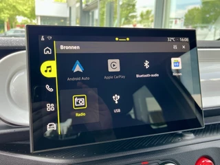 Renault Twingo Urban Range 80pk Techno 27.5 kWh  | 18inch velgen | V2G | Navigatie | Climate Control | Keyless | Achteruitrijcamera | Adaptive Cruise Control (ACC) | Apple CarPlay/Android Auto / 40