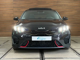 Kia Ceed 1.6 T-GDi GT 204pk | Facelift | VOL! | Pano | LED | Virtual | JBL | ACC | BCA | LFA | Wireless Charg | CarPlay / 12