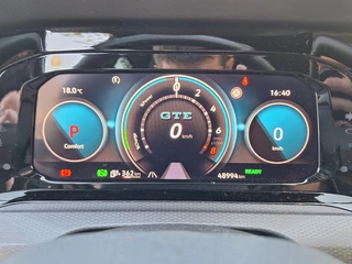 Volkswagen Golf GTE 245pk DSG Hybrid (Trekhaak,Camera,Virtual,IQ) / 19