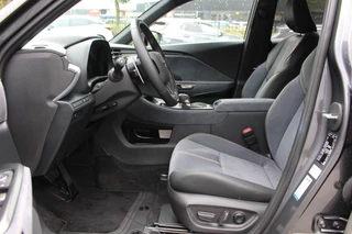 Lexus LBX 1.5 Cool 2WD / 13