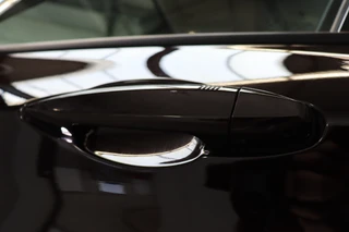 BMW X1 xDrive25i High Executive xLine Automaat  / Navigatiesysteem Plus / Driving Assistant Plus / Trekhaak / Panoramadak / Park Assistant / Leder / Park Assistant / AWD / 18 Inch / Head-Up Display / Stoelverwarming / Hifi / Parkeersensoren / Climate Control / LED / 10