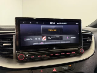 Kia ProCeed 120PK T-GDi GT-Line | Schuif/kanteldak | Stoel-en stuurwielverwarming | Elektrische achterklep | Camera | Apple CarPlay/Android Auto | Full LED | All season banden / 20
