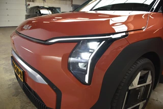 KIA Ev3 81,4 kWh 204pk Plus Advanced TREKHAAK / 38