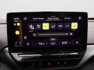 Volkswagen ID.4 First Max 77 kWh | Stoel/Stuurverwarming | Panorama dak | IQ Light | 360 Camera | Adaptive cruise | 21 Inch / 31