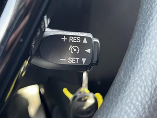 Toyota Aygo 1.0 VVT-i x / 17