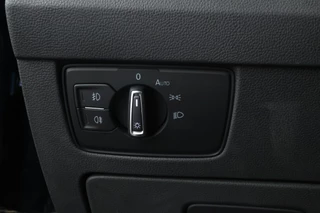 Volkswagen Passat Variant 1.6 TDI Comfort Business  Automaat, Navigatie, Apple carplay, Climate, / 18