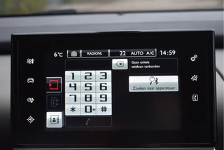 Citroën C4 Cactus 1.2 PureTech Shine Airbump Blackline  | NL-Auto | Nav | Cruise Control | PDC achter | LM-Velgen allweather | NAP | Distributie vervangen / 40