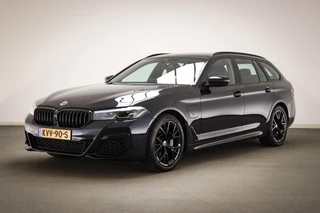 BMW 5-serie Touring 530e xDrive M-Sport | LEDER | STOELVERWARMING | TREKHAAK | 19"