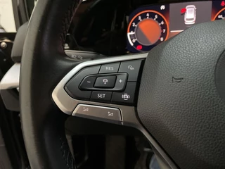 Volkswagen Golf Variant 1.0 TSI 110pk Life Sfeerverlichting Navigatie Parkeersensoren / 8