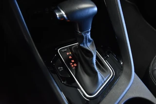Kia Niro 1.6i Hybrid DCT6 BusinessPlusLine Edition / 24