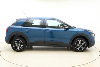 Citroën C4 Cactus 1.2 PureTech 110pk Business / 10