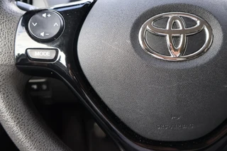 Toyota Aygo 1.0 VVT-i x-fun NL-AUTO AIRCO / 9
