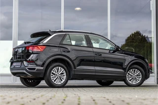 Volkswagen T-Roc 1.0 TSI Style  | NL Auto | Carplay | ACC / 2