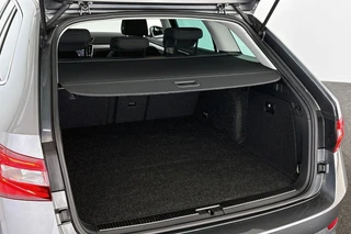 Škoda Superb Combi 1.4 TSI iV Ambition / 11