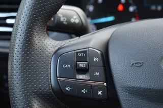 Ford Focus WAGON 1.0 ECOBOOST HYBRID ST LINE STYLE / WINTERPAKKET / KEYLESS / LED PAKKET / 19