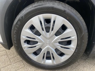 Toyota Aygo X 1.0 VVT-i MT 72pk S-CVT / 9