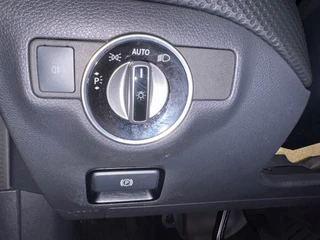 Mercedes-Benz A-Class 180 Business Solution/ Automaat/ NL auto/ Sensoren/ Achteruitrijcamera / 34